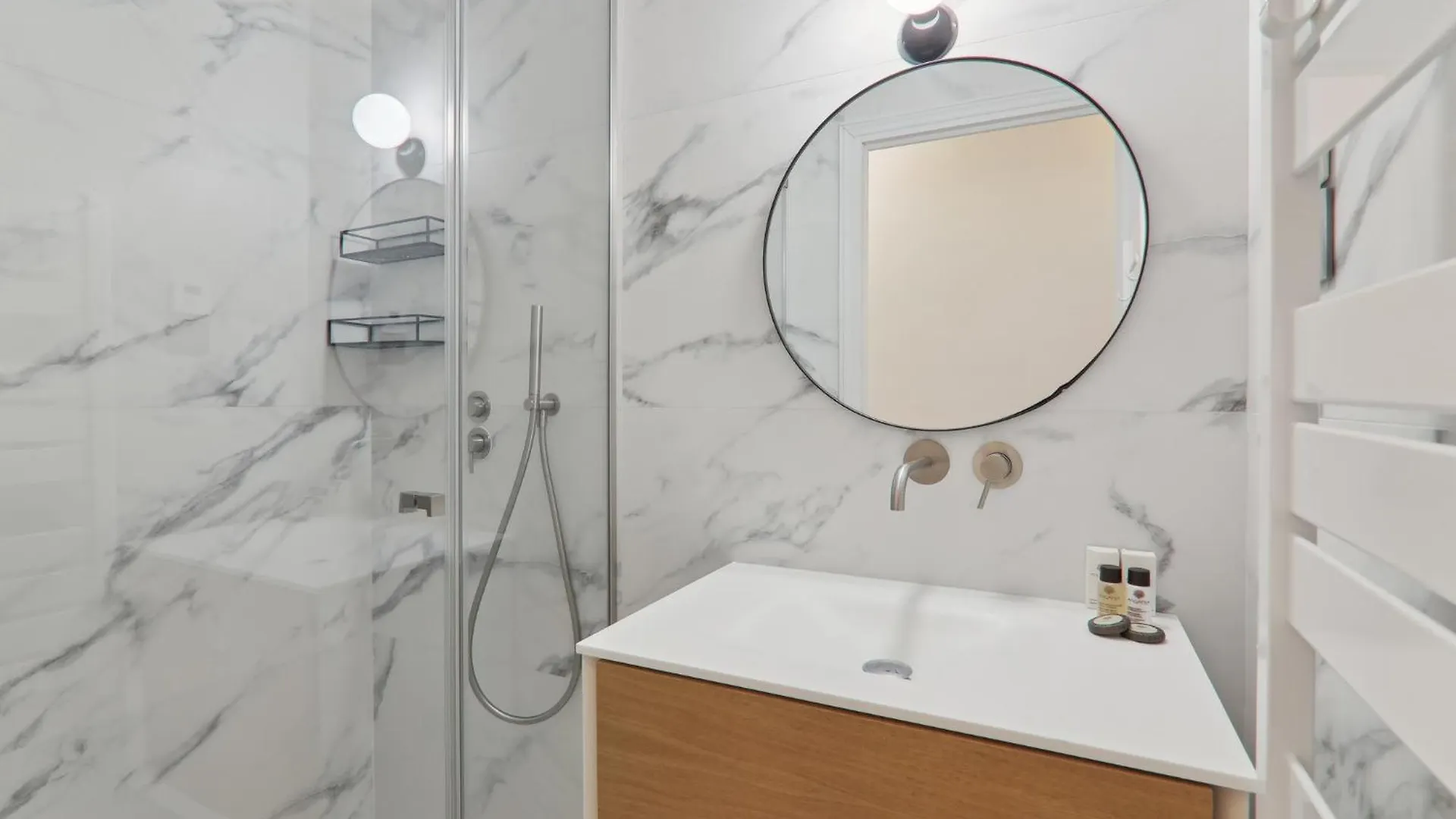 Διαμέρισμα Kaza Bella - 8 Luxurious Close To Arc De Triomphe